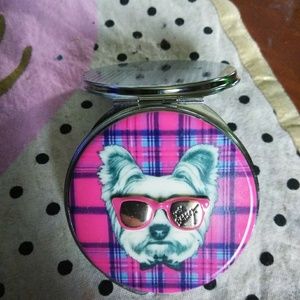 Nwot Betsey Johnson mirror compact